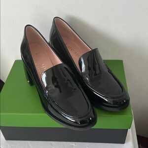 Kate Spade Lori Heeled Glossy Black Loafers. Size 8.5B.